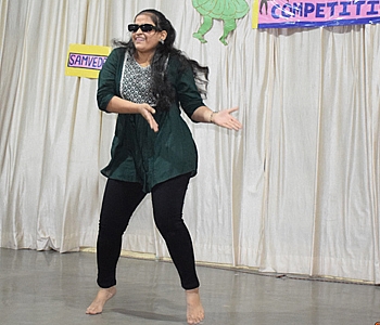 SOLO DANCE